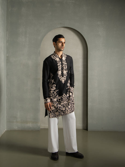 DORI THREAD EMBROIDERY KURTA PANT SET