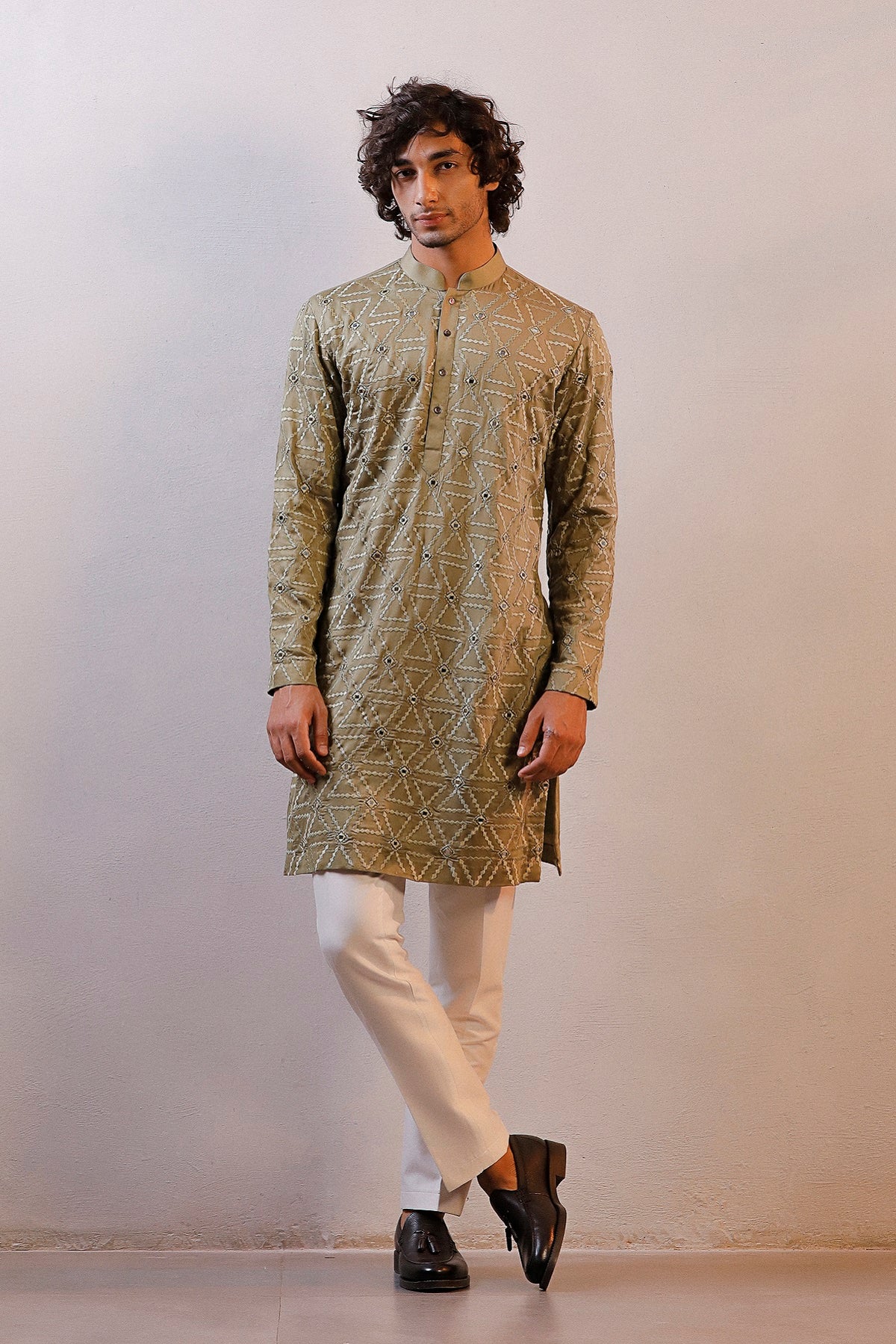 OLIVE GREEN GOLDEN THREAD KURTA SET