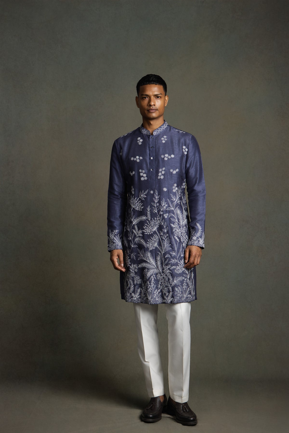 FLORAL THREAD EMBROIDERY KURTA SET