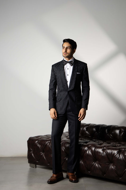 BLACK GLASS CUT TUXEDO