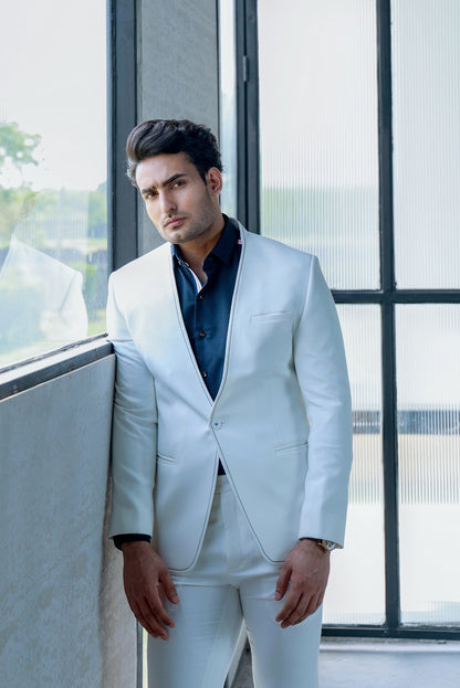 WHITE CLASSIC SUIT