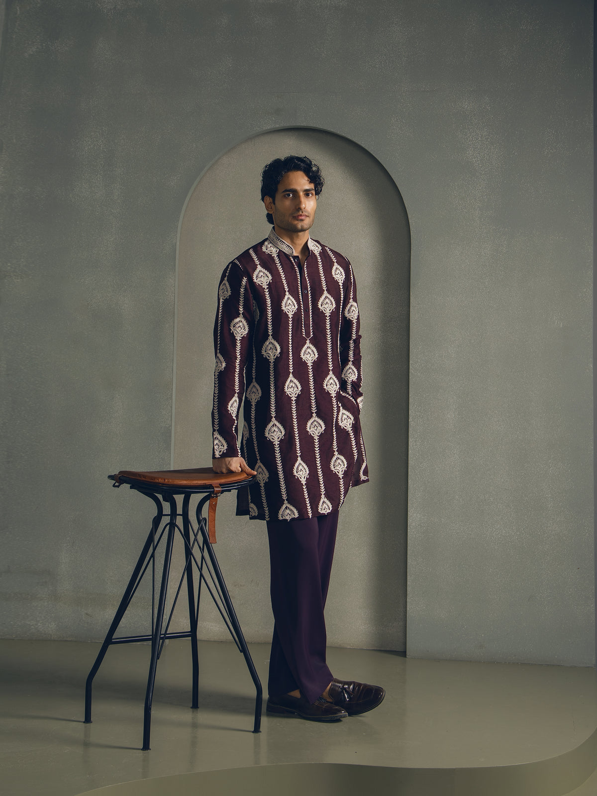 WINE DORI THREAD EMBROIDERY KURTA PANT SET