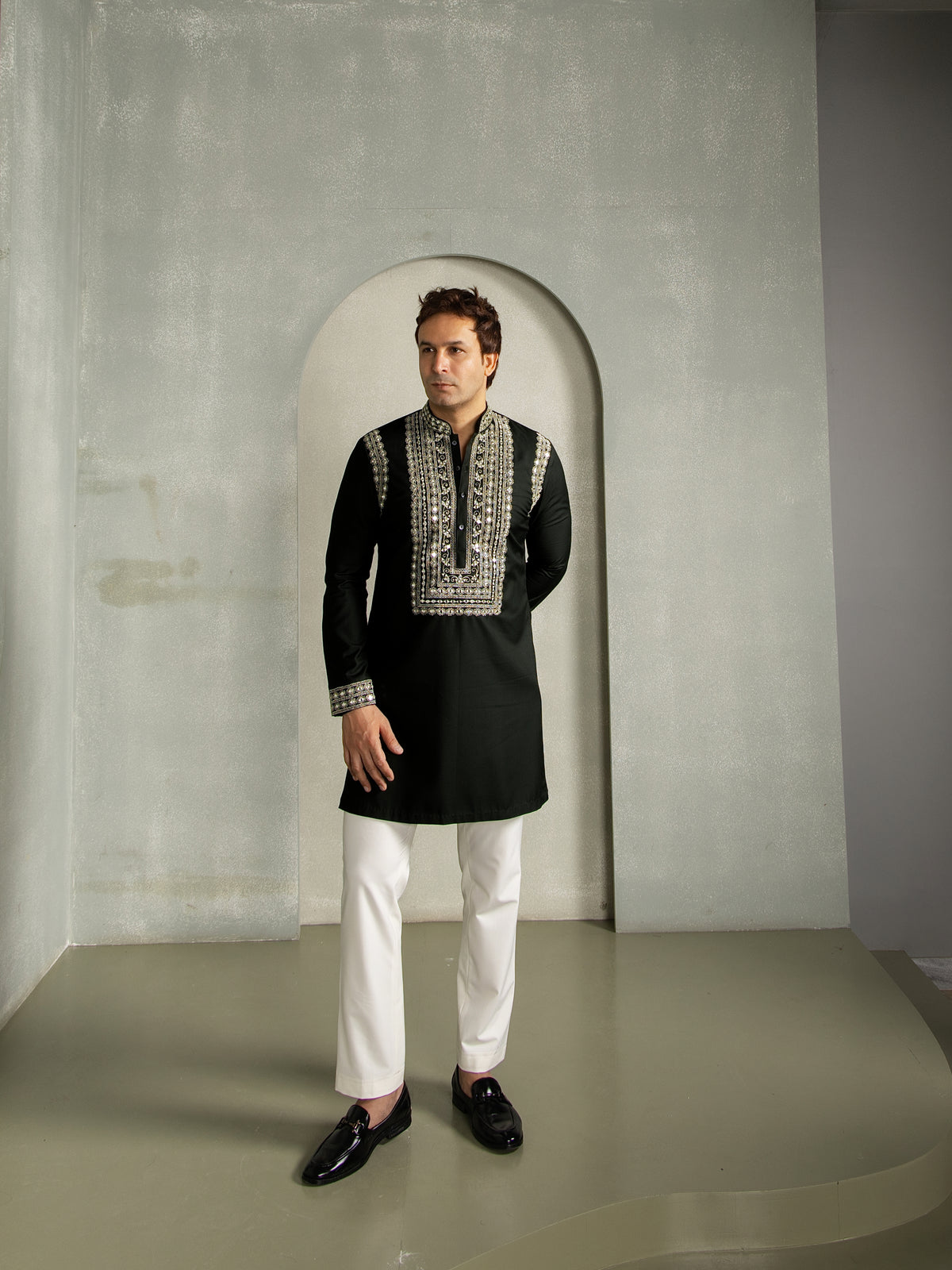GOLDEN THREAD WITH MIRROR WORK KURTA PANT SET