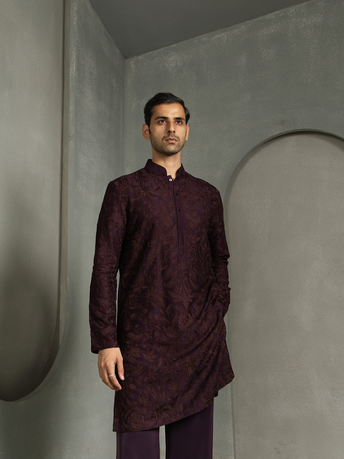 SILK THREAD EMBROIDERY KURTA PANT SET
