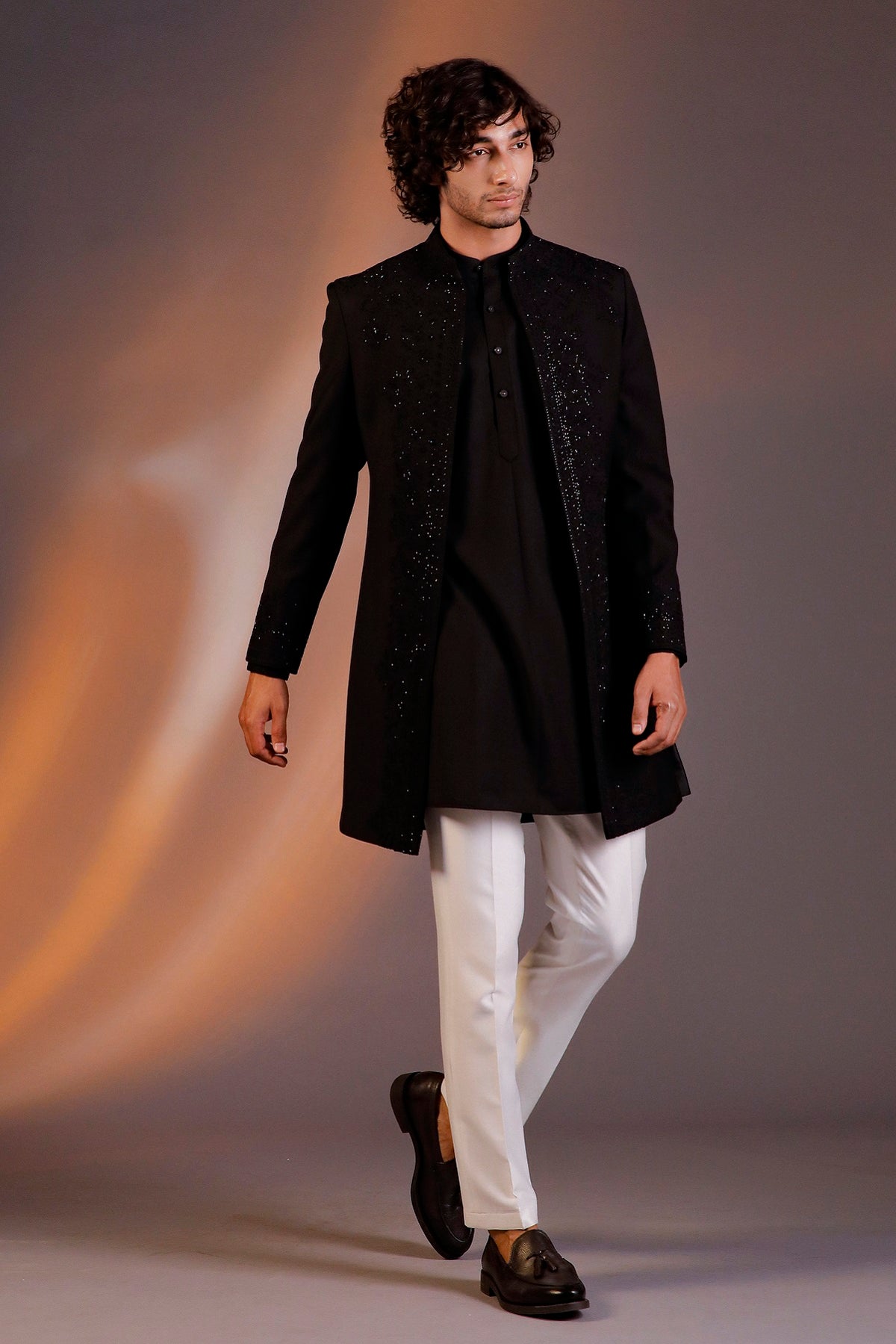 BLACK EMBROIDERY  OPEN JACKET INDOWESTERN SET