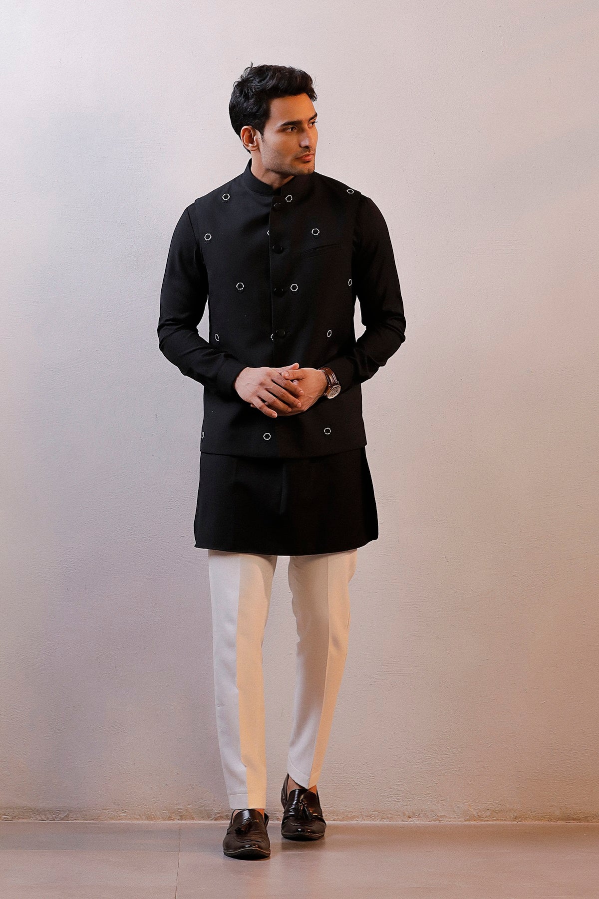 BLACK HAND EMBROIDERED NEHRU JACKET SET