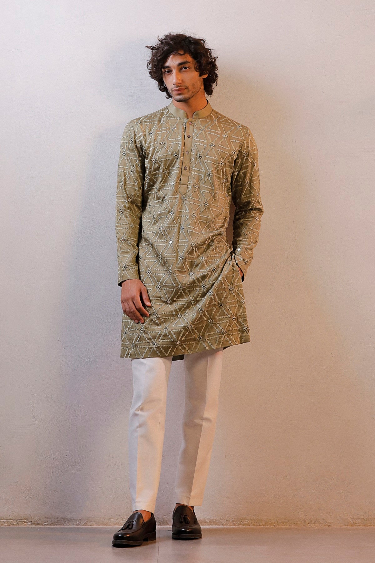 OLIVE GREEN GOLDEN THREAD KURTA SET