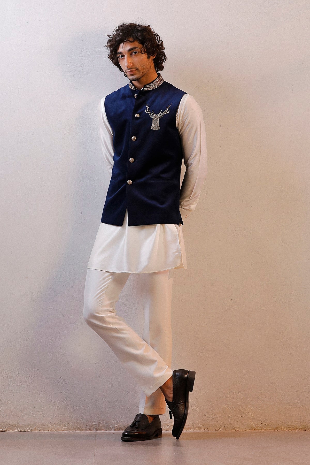 BLUE VELVET JACKET IVORY KURTA SET