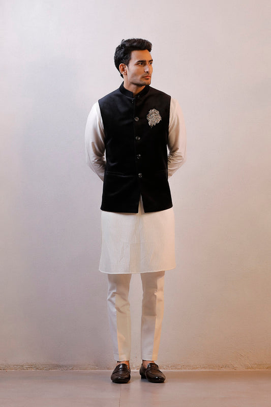 BLACK VELVET JACKET IVORY KURTA SET