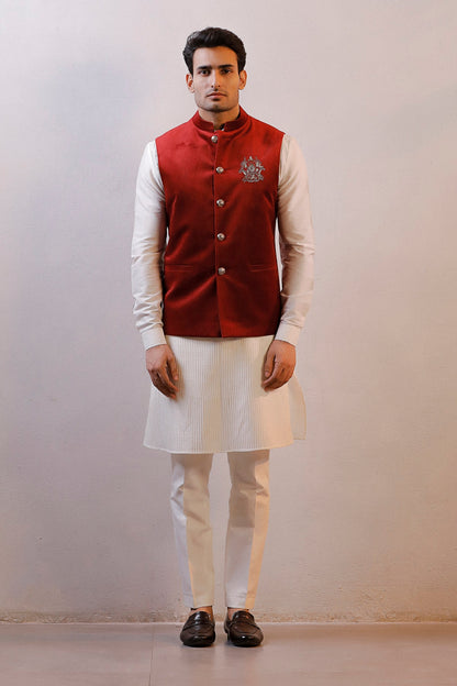 MAROON VELVET JACKET IVORY KURTA SET