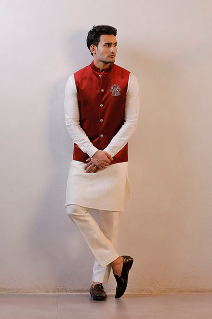 MAROON VELVET JACKET IVORY KURTA SET