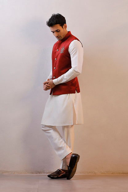 MAROON VELVET JACKET IVORY KURTA SET