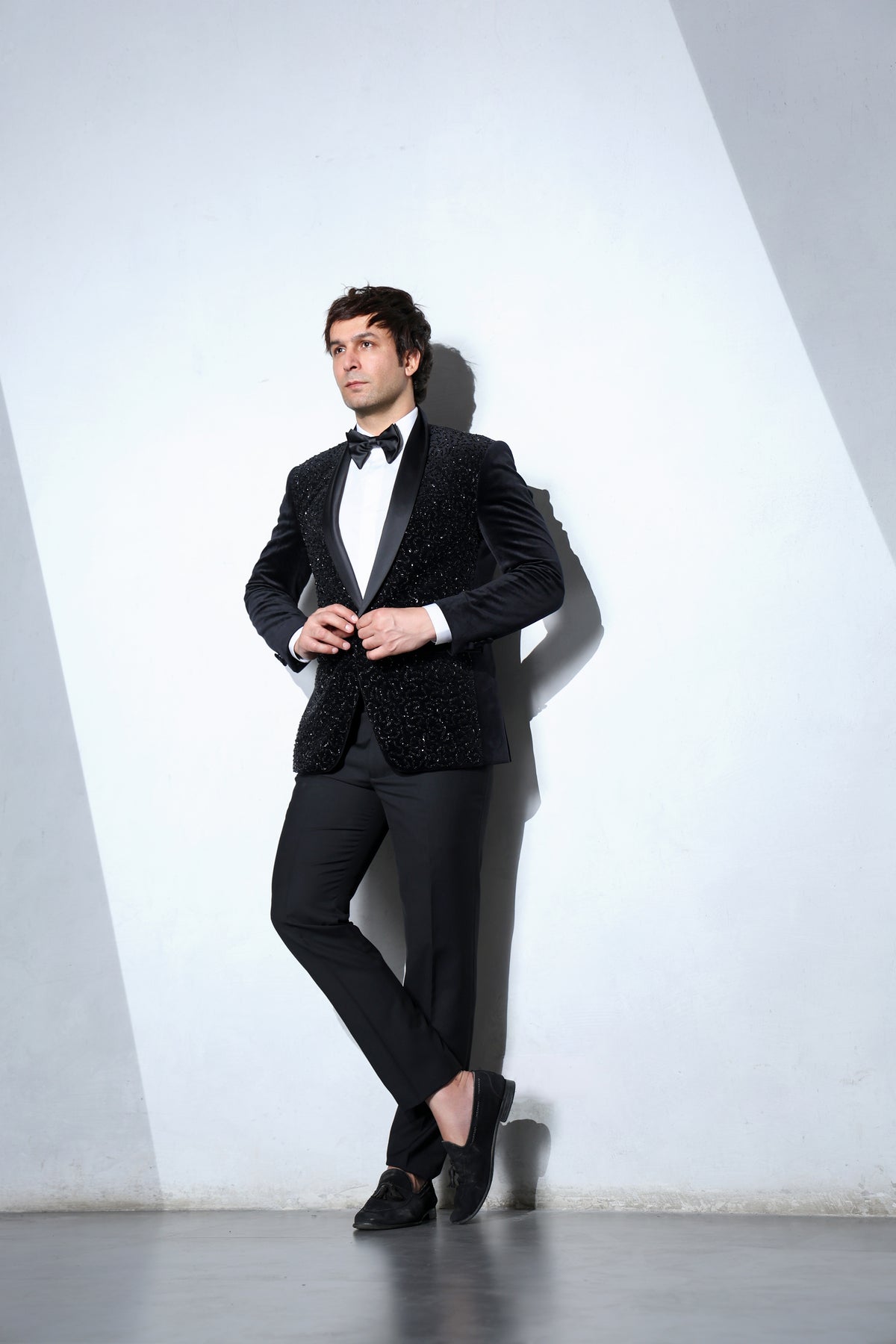 BLACK HEAVY GLASS CUT WORK TUXEDO