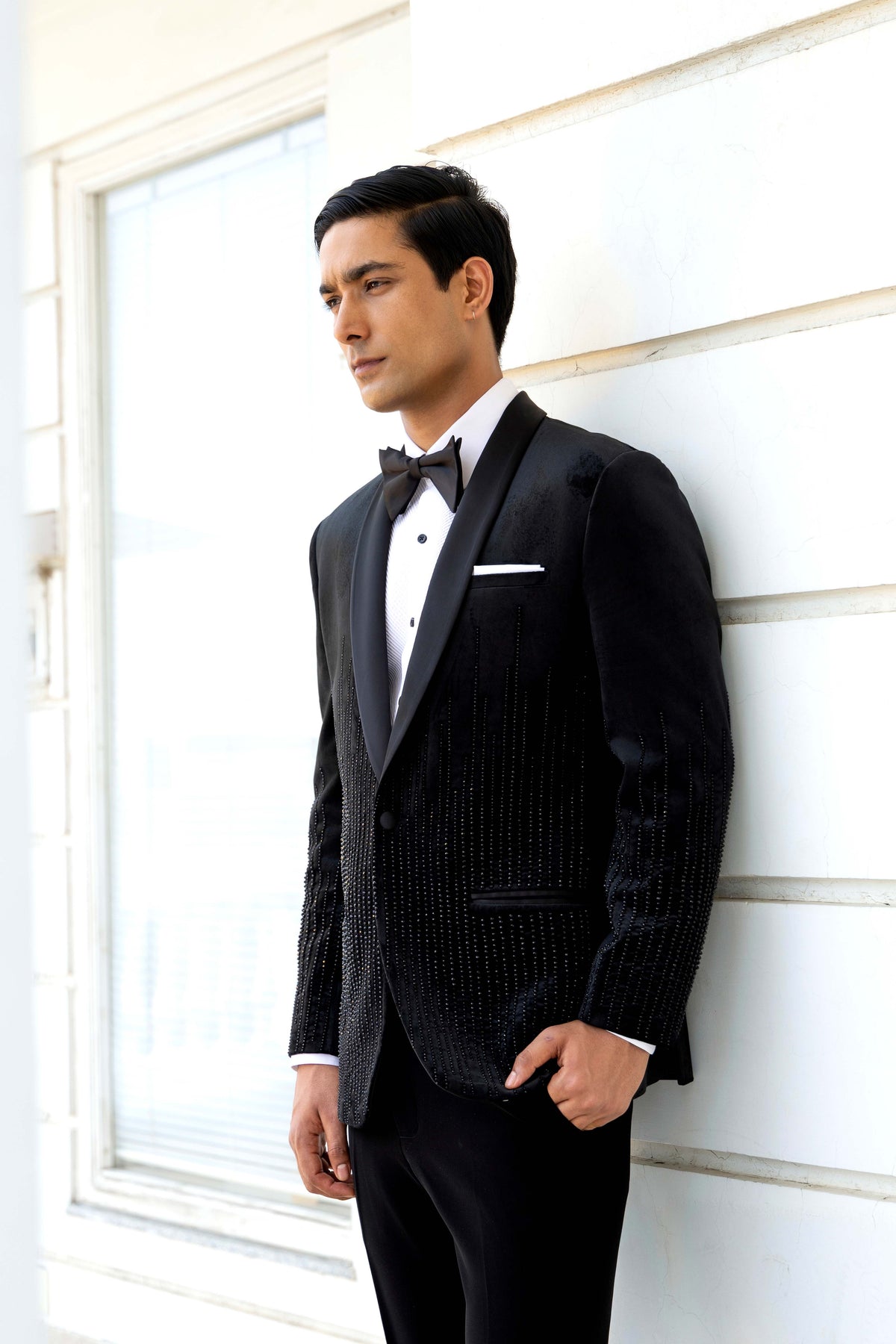 CRYSTLE STONE EMBROIDERY TUXEDO