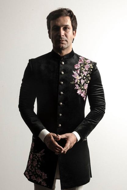 BLACK THREAD EMBROIDERY INDOWESTERN SET