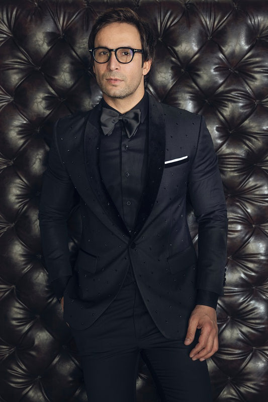 Black scatter embroidered velvet shawl collar suit